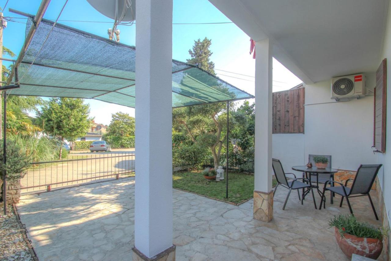 Lucia Apartment Novigrad  Exterior photo