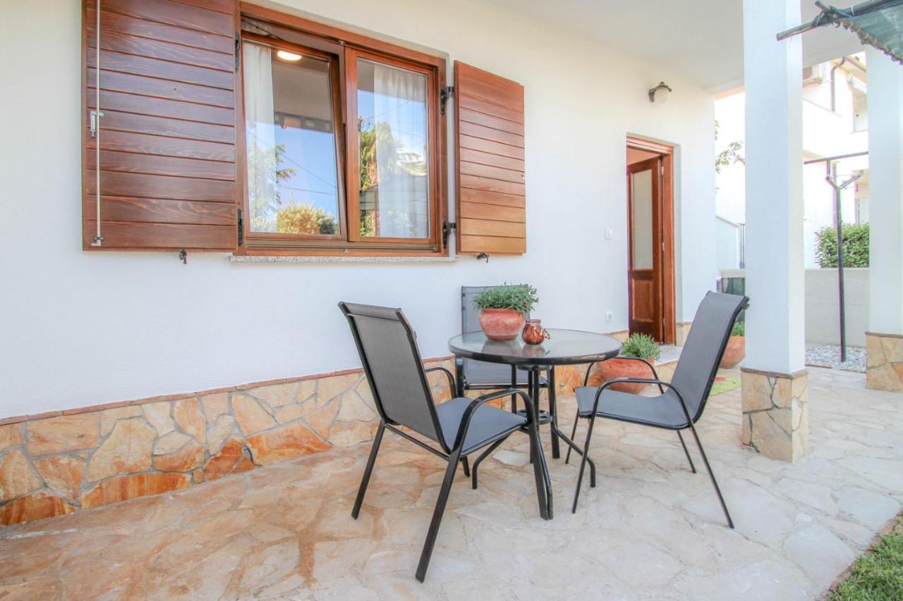 Lucia Apartment Novigrad  Exterior photo